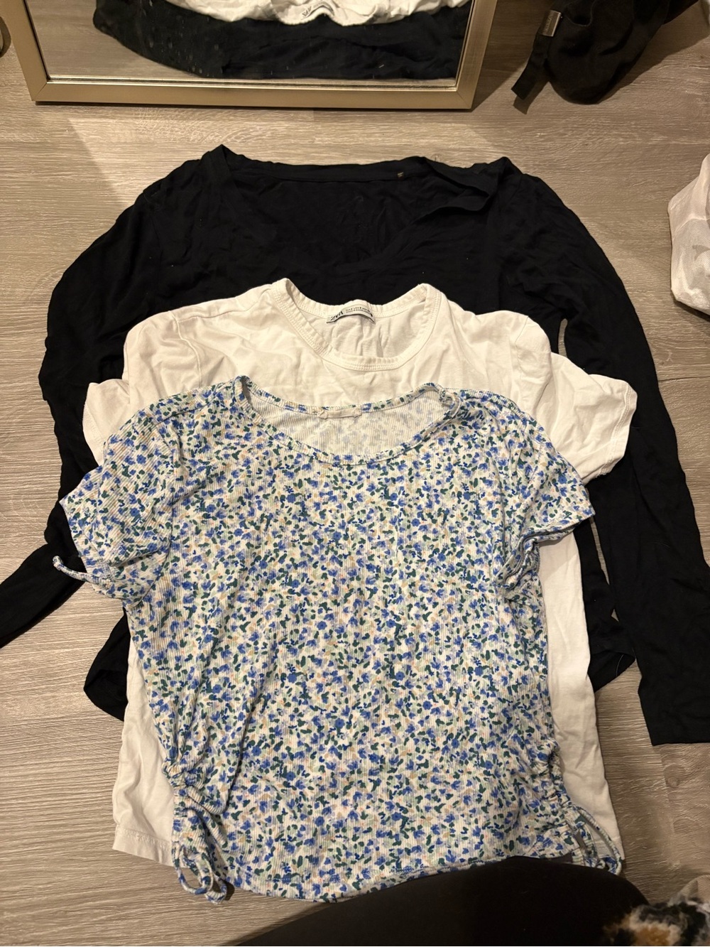 Floral Blue & White Short Sleeve Women's Top